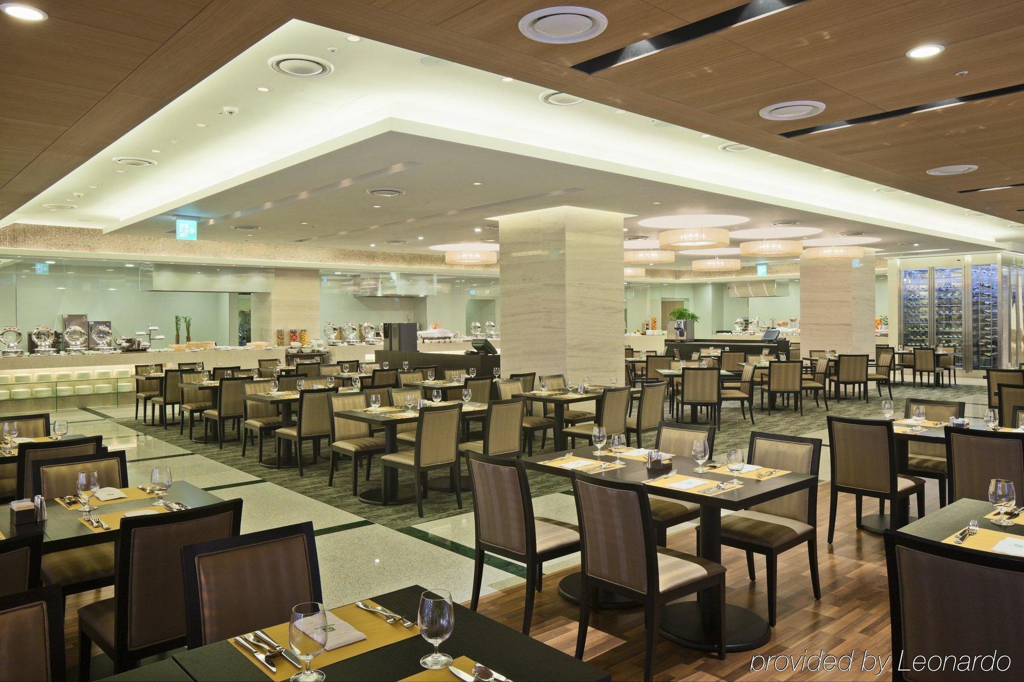 Отель Ramada Plaza By Wyndham Gwangju Кванджу Экстерьер фото