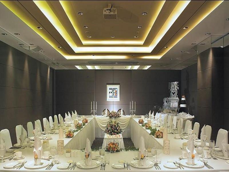 Отель Ramada Plaza By Wyndham Gwangju Кванджу Экстерьер фото